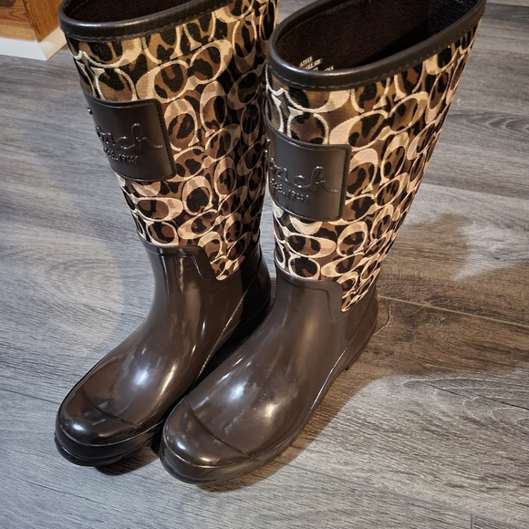 Coach rain boots size 6 - Picture 2 of 4